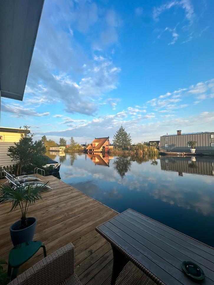 Chalet aan het water Loosdrechtse plassen Breukelen, Caravans en Kamperen, Stacaravans, tot en met 6, Ophalen