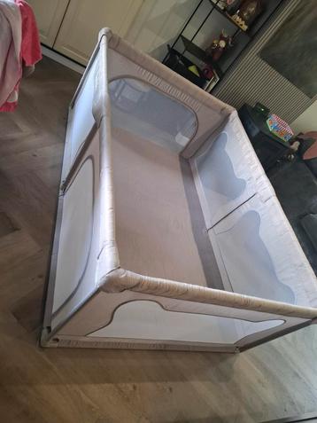 Grondbox XL - 127x187 - Beige - Zo goed als nieuw! beschikbaar voor biedingen