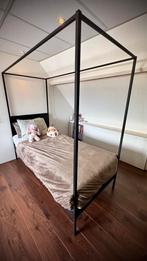 Zwarte WOOOD Hemelbed - 90x200 Vtwonen Collectie, Huis en Inrichting, Ophalen, 90 cm, Eenpersoons, Zwart