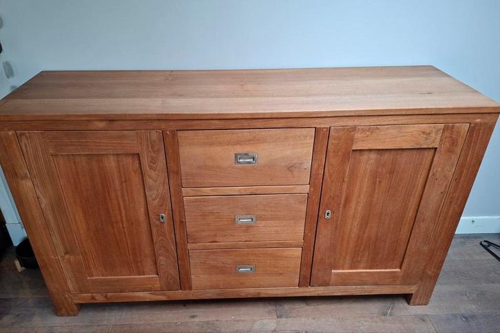 Massief teakhouten dressoir 151 x 45 x 86, Huis en Inrichting, Kasten | Dressoirs, Gebruikt, 100 tot 150 cm, 25 tot 50 cm, Met lade(s)