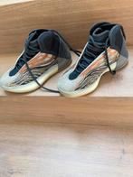 Yeezy QNTM “flash orange” maat 36, Ophalen of Verzenden, Schoenen