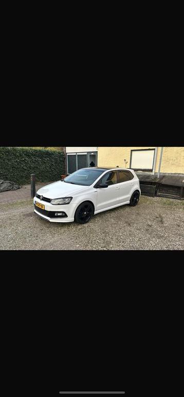 Volkswagen Polo 1.2 TSI R line 66KW 2014 Wit beschikbaar voor biedingen