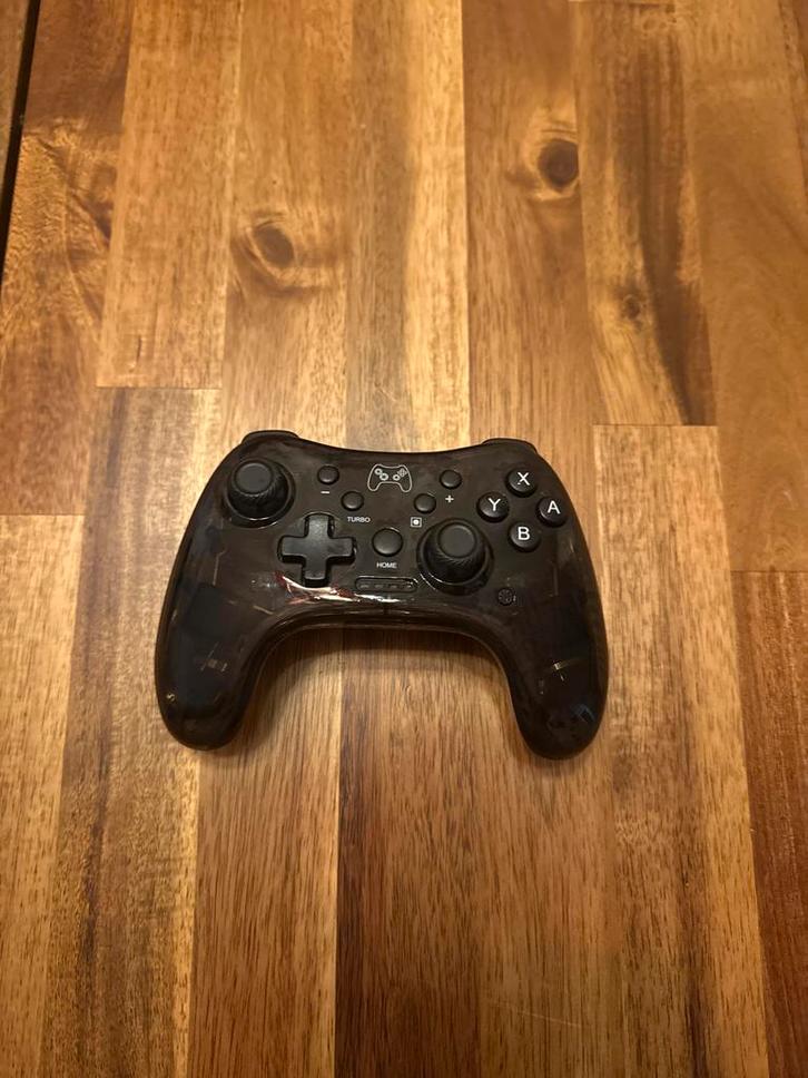 Nintendo Switch Pro Controller - Perfect voor Gamers!, Spelcomputers en Games, Spelcomputers | Overige, Zo goed als nieuw, Ophalen of Verzenden