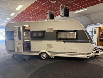HOBBY DE LUXE 495 UL APARTE BEDDEN RONDZIT VOORTENT MOVER beschikbaar voor biedingen