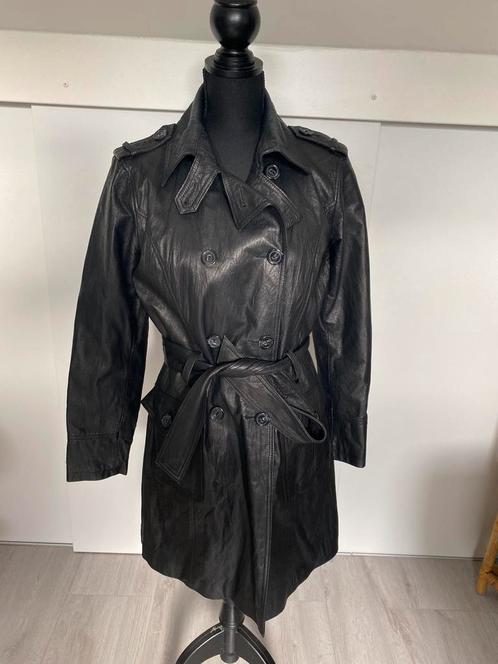 Mooie zwarte leren trenchcoat maat M, Kleding | Dames, Jassen | Zomer, Zo goed als nieuw, Maat 38/40 (M), Zwart, Ophalen of Verzenden