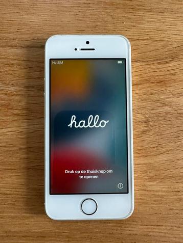  iPhone SE (2016) – 16GB – Goed werkend! beschikbaar voor biedingen