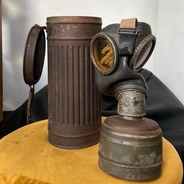 Duitse gasmaskerbus met nummer beschikbaar voor biedingen