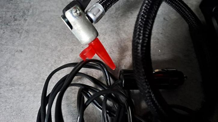 Mini Luchtcompressor met Lamp, Auto diversen, Autogereedschap, Gebruikt, Ophalen of Verzenden