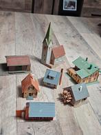 modeltrein N spoor huisjes, en kerk, en opslag depot, Hobby en Vrije tijd, Modeltreinen | N-Spoor, Ophalen of Verzenden, Gebruikt