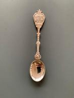 Verzilverd kroningslepeltje 30 april 1980, Verzamelen, Ophalen of Verzenden, Zo goed als nieuw, Nederland, Speld(je) of Lepel(tje)