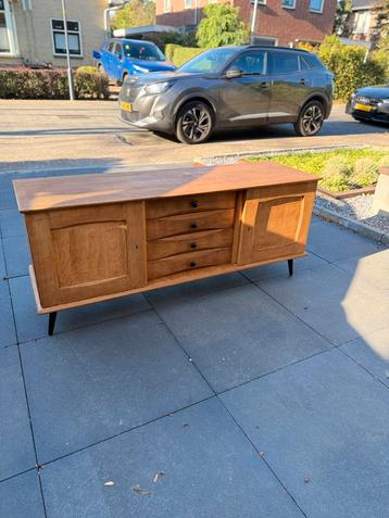 vintage houten dressoir / kast – retro stijl beschikbaar voor biedingen