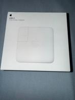 Apple 70W USB-C Power Adapter + MagSafe 3 Kabel, Computers en Software, Laptop-opladers, Ophalen of Verzenden, Nieuw