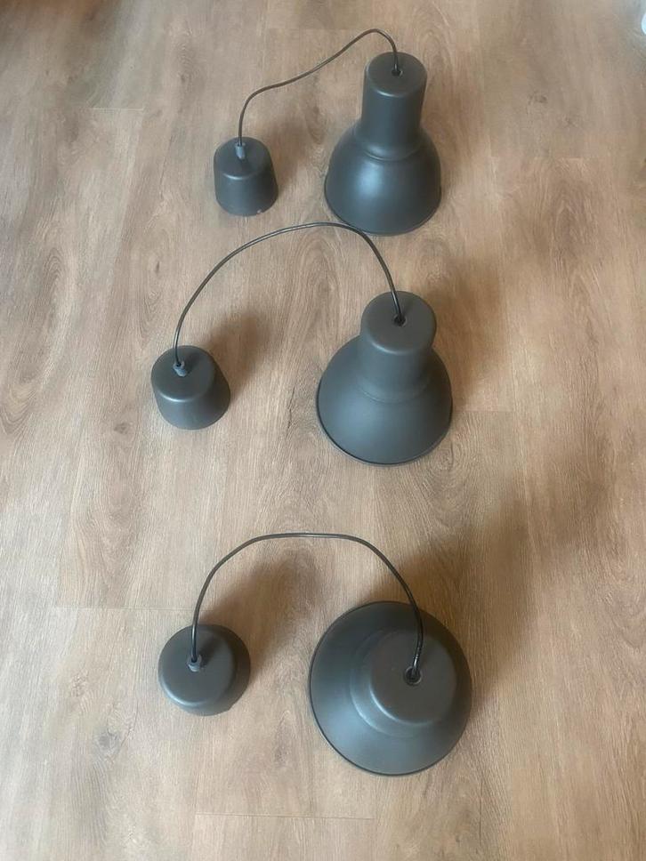 3x IKEA HEKTAR hanglampen 22 cm, Huis en Inrichting, Lampen | Hanglampen, Gebruikt, Minder dan 50 cm, Metaal, Ophalen