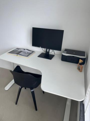 Ikea Bekant Bureau - Zo goed als nieuw! - afbeelding 1