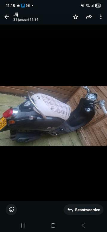 Scooterblok met 1 wiel  t.e.a.b zie foto  beschikbaar voor biedingen