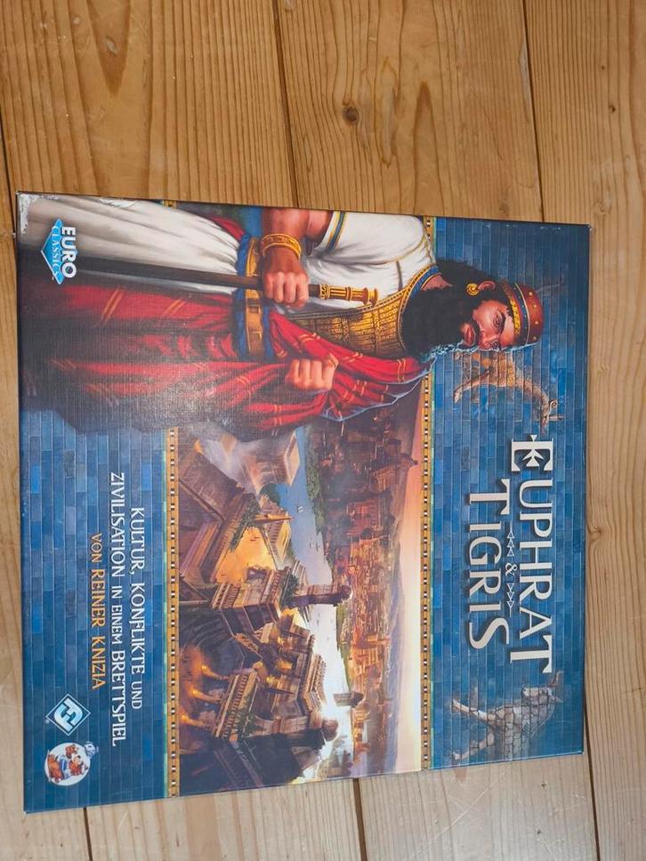 Euphrat & Tigris Bordspel, Hobby en Vrije tijd, Gezelschapsspellen | Bordspellen, Zo goed als nieuw, Drie of vier spelers, Ophalen of Verzenden