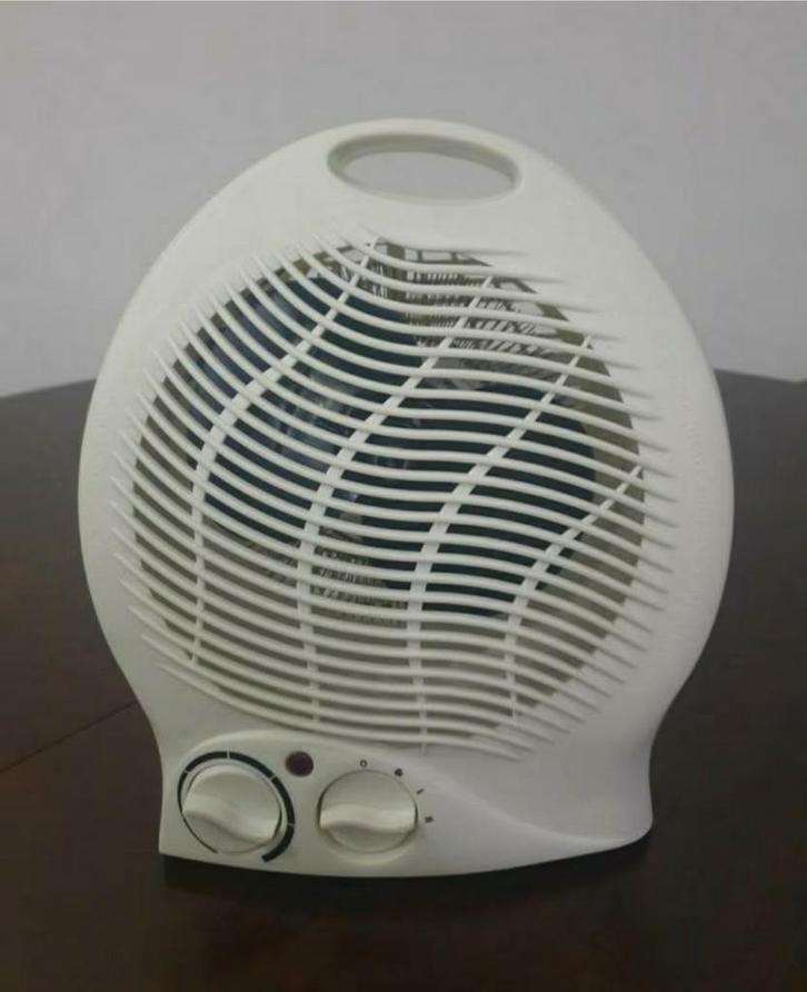 Mooie Ventilatorkachel / Fan Heater / Elektrische verwarming, Witgoed en Apparatuur, Ventilatoren, Zo goed als nieuw, Tafelventilator