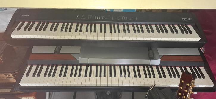 2x Keyboard: Roland FP-4 & Korg SP-250, Muziek en Instrumenten, Piano's, Gebruikt, Piano, Zwart, Digitaal, Ophalen