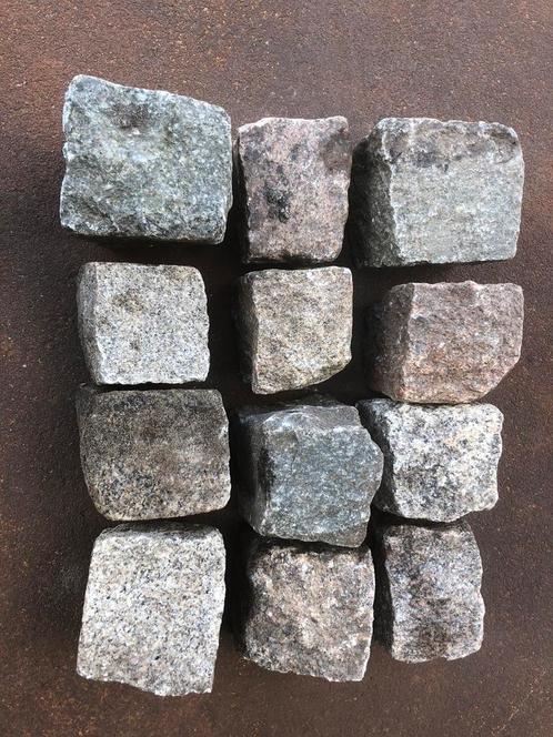 20m2 Portugees graniet bont 8-10cm oude kinderkoppen  kassei, Tuin en Terras, Tegels en Klinkers, Gebruikt, Klinkers, Natuursteen