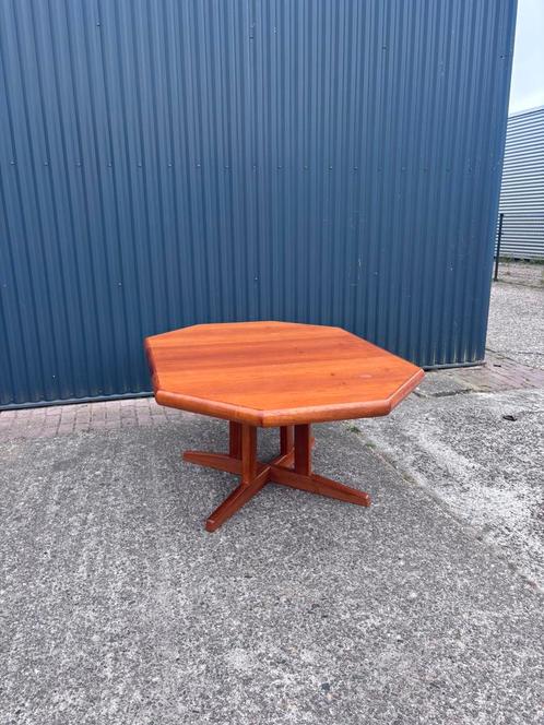 Vintage eettafel teak uitschuifbaar, Huis en Inrichting, Tafels | Eettafels, Gebruikt, 100 tot 150 cm, Vijf personen of meer, Rechthoekig