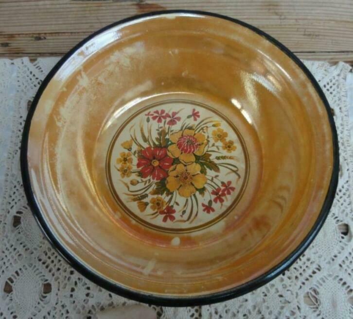 SALE Lichtgeel emaille schaaltje, bloemen, oranje parelmoer, Antiek en Kunst, Curiosa en Brocante, Ophalen of Verzenden
