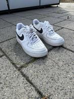 Nike Air Force 1 Wit - Maat 43, Kleding | Dames, Schoenen, Ophalen, Gedragen, Wit, Sneakers of Gympen