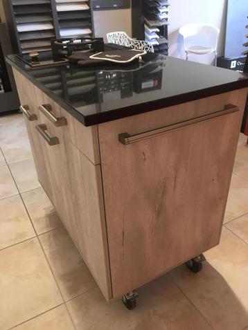 Keukentrolley met Atag Fusion gaspit op fles beschikbaar voor biedingen