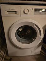 Wasmachine is een bosch en droger is zanussi, Ophalen, Zo goed als nieuw, Energieklasse A of zuiniger, 85 tot 90 cm