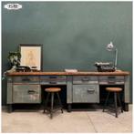 Grote oude werkbank - schoon - 265 cm - Sidetable - bureau, Huis en Inrichting, Kasten | Overige, Gebruikt, Industrieel, Ophalen