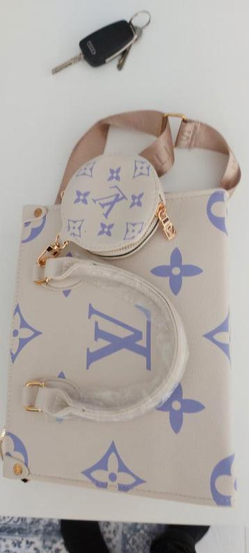 Luxe Handtas met Coin Purse - Nieuwstaat beschikbaar voor biedingen