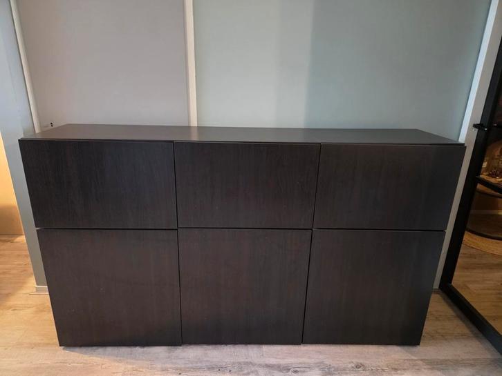 Besta dressoir/kast, Huis en Inrichting, Kasten | Dressoirs, Gebruikt, 150 tot 200 cm, 25 tot 50 cm, Met deur(en), Met plank(en)