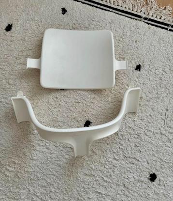 Te koop: Stokke Tripp Trapp Babyset uitstekende staat beschikbaar voor biedingen