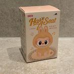 POPMART Labubu Have A Seat DADA, Ophalen of Verzenden, Zo goed als nieuw