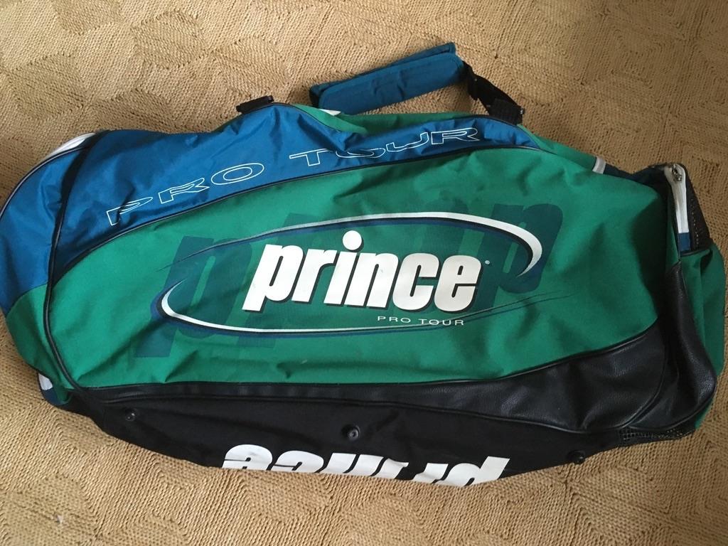 Prince sport tas, Sieraden, Tassen en Uiterlijk, Tassen | Reistassen en Weekendtassen, 30 cm of meer, Zo goed als nieuw, Groen