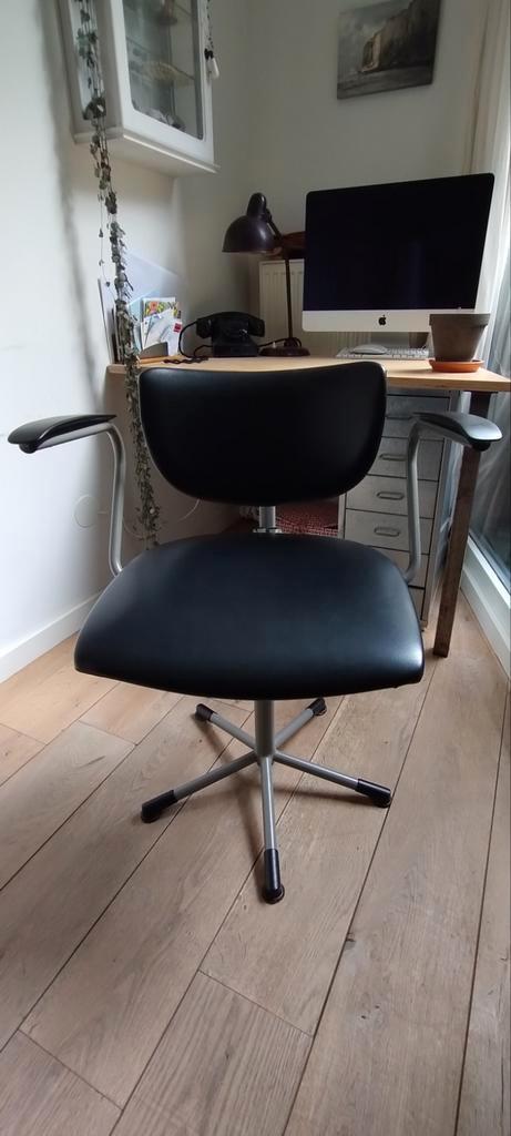 Vintage '30 Gispen bureaustoel, Huis en Inrichting, Bureaustoelen, Zo goed als nieuw, Zwart, Ophalen of Verzenden