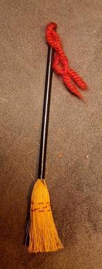 Vintage barbie bezem 0872 Cinderella 1964, Verzamelen, Poppen, Ophalen of Verzenden, Gebruikt, Kleertjes