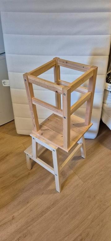 Leertoren / Keukenhulp voor kinderen beschikbaar voor biedingen