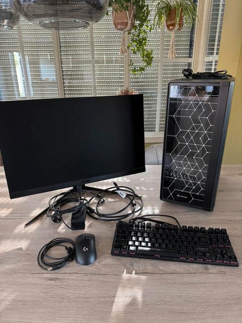 Game PC volledige setup (RTX 2080 ti, i7 9700k, 32gb ram), Computers en Software, Desktop Pc's, Zo goed als nieuw, 3 tot 4 Ghz