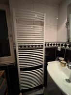 Witte designradiator geschikt voor centrale verwarming, Doe-het-zelf en Verbouw, Verwarming en Radiatoren, Ophalen, Radiator, Minder dan 60 cm