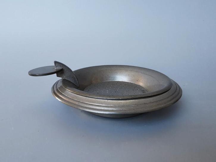 Art deco mooi gestileerd KMD Tiel tin theezeef kubistisch, Antiek en Kunst, Antiek | Tin, Verzenden