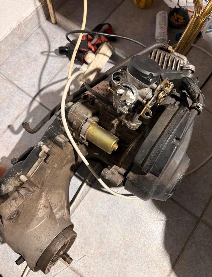 Piaggio Zip 4T 80cc Malossi Motorblok  Plug & Play •Topstaat, Fietsen en Brommers, Brommeronderdelen | Algemeen, Zo goed als nieuw