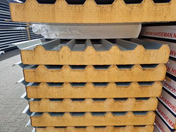 Isolatiepanelen / Dakplaten / Dakbeschot / Sandwichpanelen beschikbaar voor biedingen