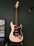 Squier Classic Vibe 60s Stratocaster Olympic White FSR, Muziek en Instrumenten, Snaarinstrumenten | Gitaren | Elektrisch, Fender