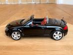 Audi TT Roadster cabrio 1999-2006 zwart 1:18 Maisto in doos, Ophalen of Verzenden, Zo goed als nieuw, Auto, Maisto
