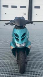 Aprilia SR 50 R LC dd 2009 550 VANDAAG OPHALEN, Fietsen en Brommers, Ophalen, Tweetakt, Maximaal 45 km/u, SR 50