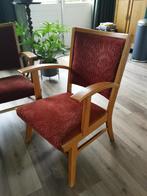 2 antieke unieke originele goed zittende stoelen., Ophalen