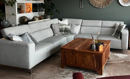 Mooie grote hoekbank, licht beige zgan, Huis en Inrichting, Banken | Complete zithoeken, Zo goed als nieuw, Stof, Ophalen of Verzenden
