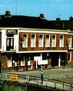 18284	Bedum	Groningen	Hotel Restaurant	t Gemeentehuis	 Nette, Verzamelen, Ansichtkaarten | Nederland, Verzenden, 1960 tot 1980