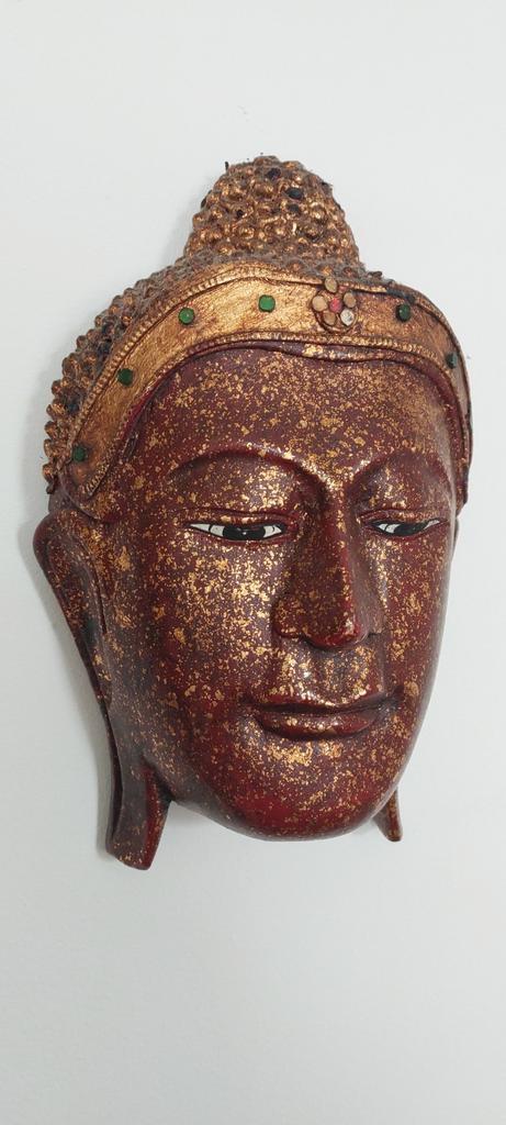 Houten Buddha Hoofd Muurornament - Bordeaux & Goud, Antiek en Kunst, Kunst | Beelden en Houtsnijwerken, Ophalen of Verzenden