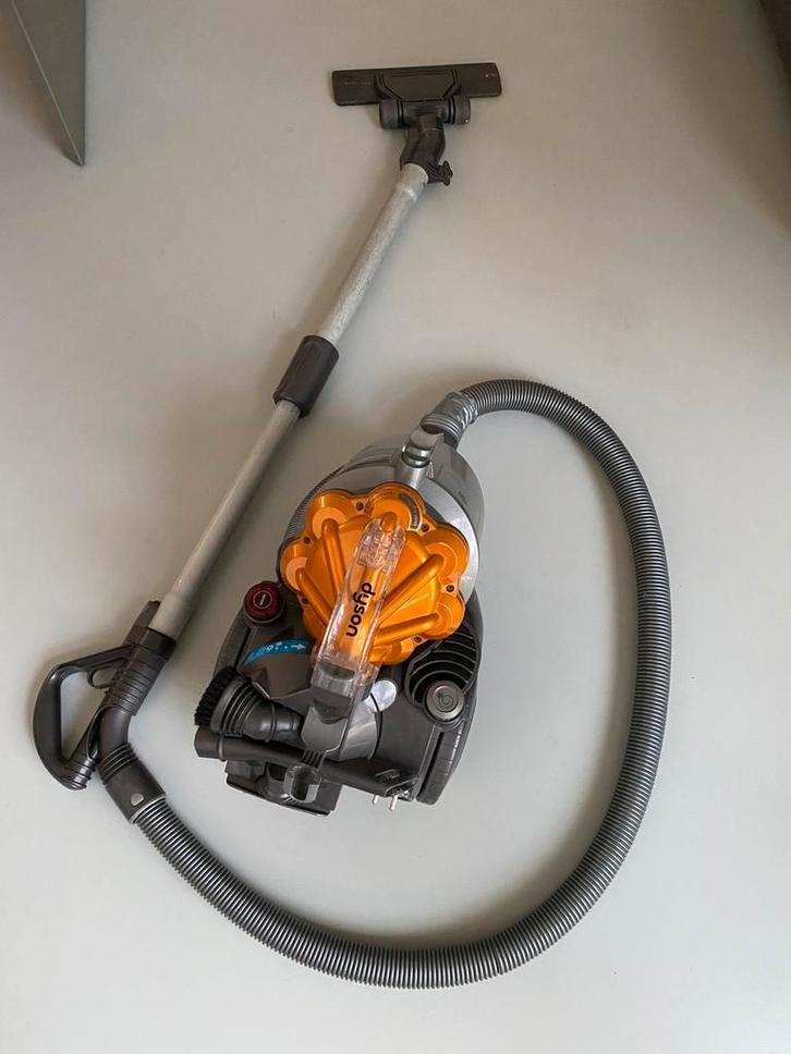 Dyson DC19 defect, Witgoed en Apparatuur, Stofzuigers, Niet werkend, Stofzuiger, Reservoir, Ophalen of Verzenden
